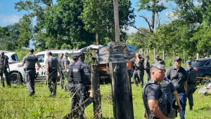 PMs aparecem em um trecho da rodovia Rapouso Tavares durante ocorrência