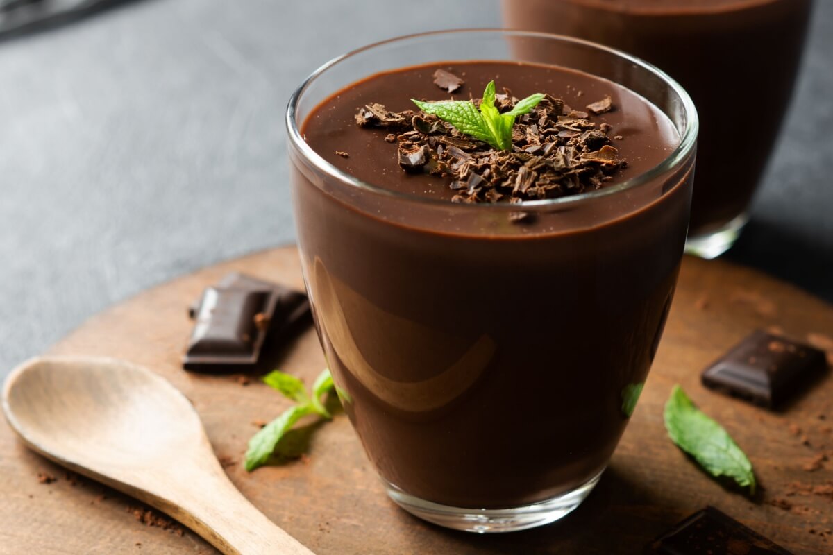 Cacau: 3 sobremesas leves e deliciosas para o dia a dia