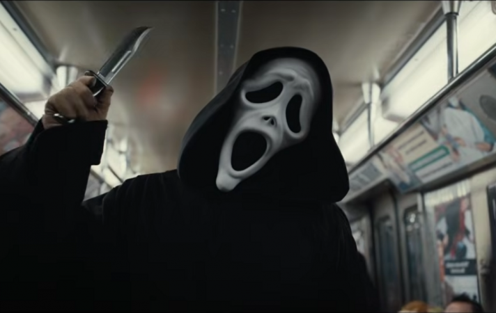 Ghostface no filme Todo Mundo em Pãnico 6