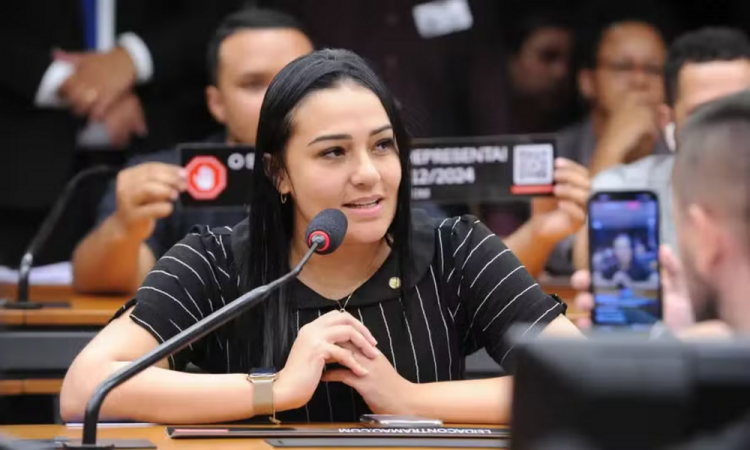 deputada Dayany Bittencourt (União-CE)
