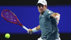 João Fonseca perde para Alcaraz, nº 1 do mundo, e é eliminado em Miami