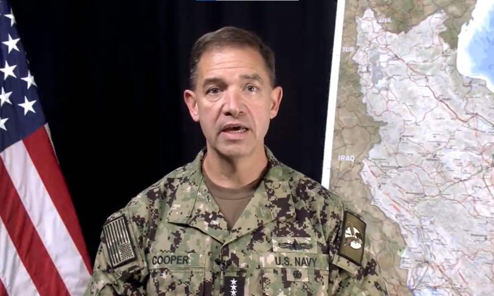 Almirante Brad Cooper, chefe do Comando Central dos Estados Unidos (Centcom)