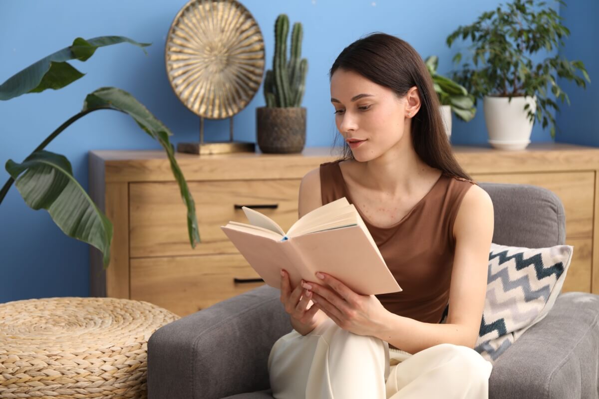 Ler estimula a reflexão e se transforma em um gesto de autocuidado 