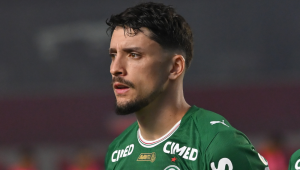 Piquerez rompe ligamento do tornozelo e passará por cirurgia