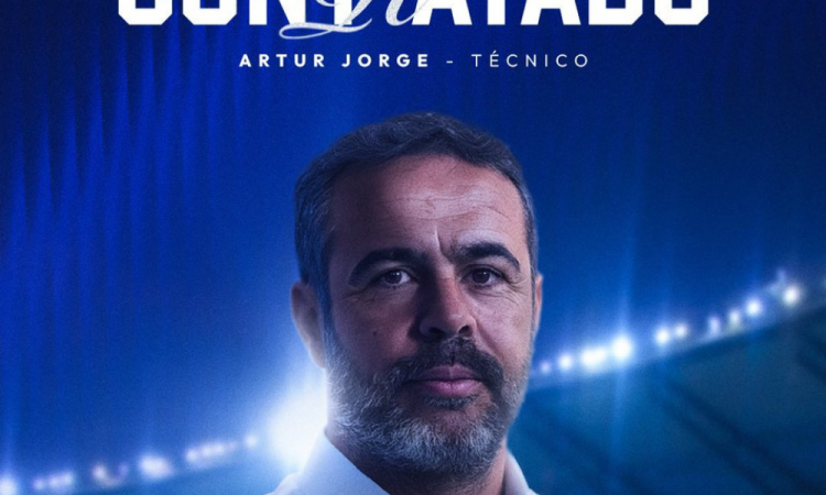 Artur Jorge é anunciado como o novo técnico do Cruzeiro