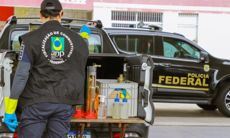 PF faz operação no DF e em 11 estados contra preços abusivos de combustíveis