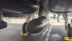 Como funcionam as bombas antibunker dos EUA usadas para destruir bases subterrâneas fortificadas