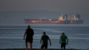 Entenda a Operação Louva-a-Deus e as raízes da tensão naval entre Washington e Teerã