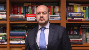 Ricardo Couto adia eleição-tampão para o governo do RJ