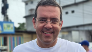 O ministro Flávio Dino, do Supremo Tribunal Federal, determinou nesta quarta-feira (4) o afastamento cautelar do prefeito de Macapá (AP), Antônio Furlan (PSD), conhecido como Dr. Furlan