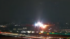 Turbina de avião explode após decolagem em Guarulhos e piloto faz pouso de emergência