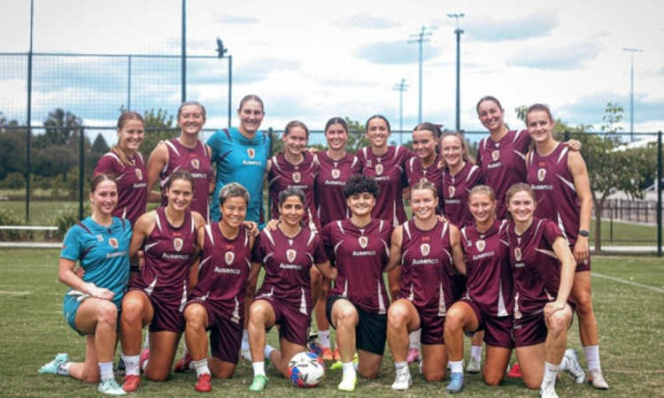 Jogadoras do Irã, consideradas ‘traidoras’ por não cantarem o hino, são integradas a time australiano