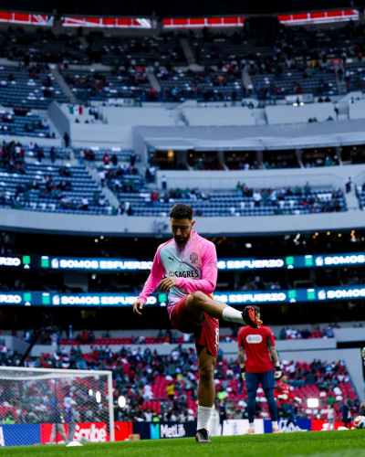 Estádio Azteca é reinaugurado com empate entre México e Portugal e morte de torcedor