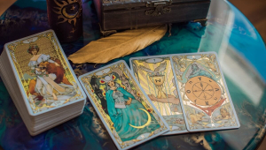 Tarot do dia: previsão para os 12 signos em 25/03/2026