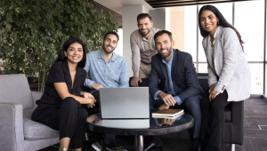 1º de abril: 6 mentiras do mundo corporativo que ainda moldam carreiras