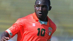 Ex-jogador marfinense é condenado a 3 anos de prisão por estupro