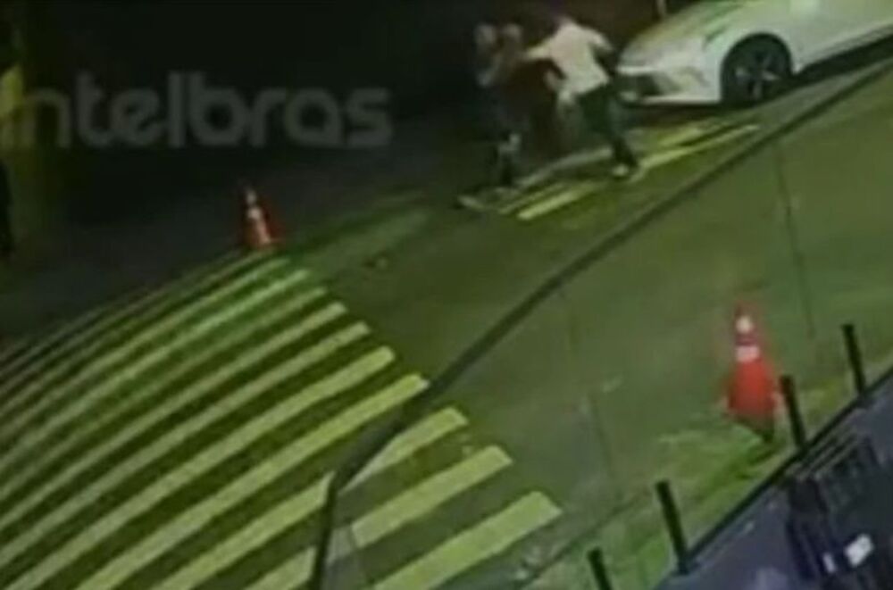 Motorista mata passageiro