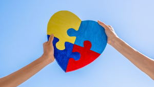 Abril Azul: 7 direitos de pessoas autistas pouco conhecidos