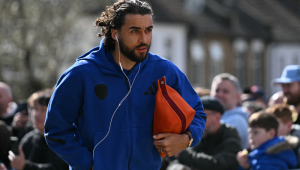 Na Inglaterra estão culpando o rabo de cavalo