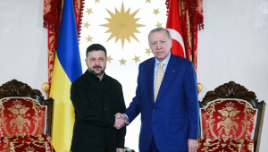 Erdogan e Zelensky se reúnem na Turquia e falam sobre por fim à guerra