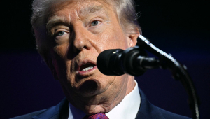 Trump diz que irá ‘trazer de volta’ aos EUA urânio enriquecido do Irã