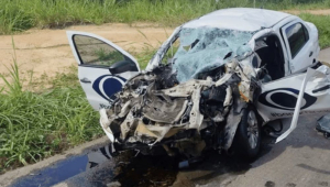 Cinegrafista da Band Minas morre e repórter fica ferida após colisão frontal com caminhão