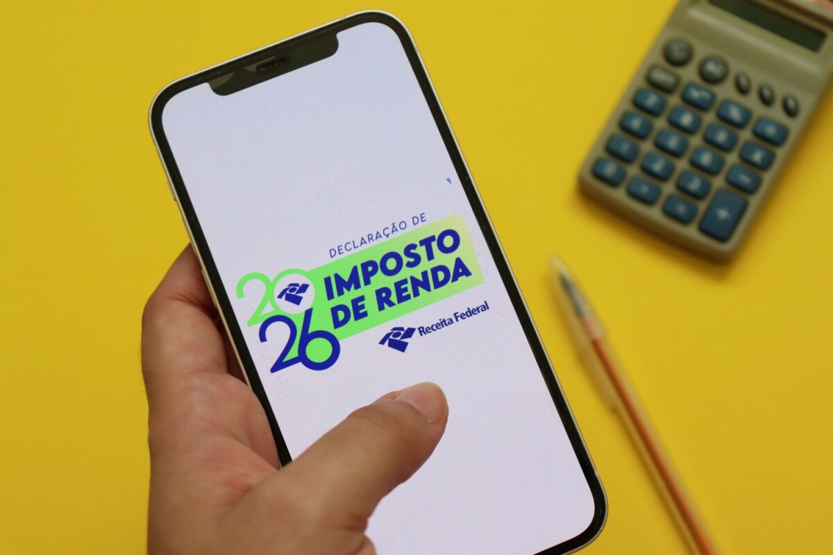 A escolha do modelo de declaração pode representar economia ou aumento na restituição 