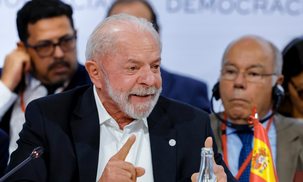 Presidente Lula (PT) durante a quarta Reunião de Alto Nível do Fórum em Defesa da Democracia, em Barcelona, na Espanha