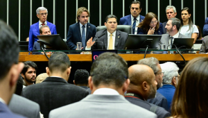 Congresso derruba veto de Lula ao PL da Dosimetria e diminui pena de Bolsonaro