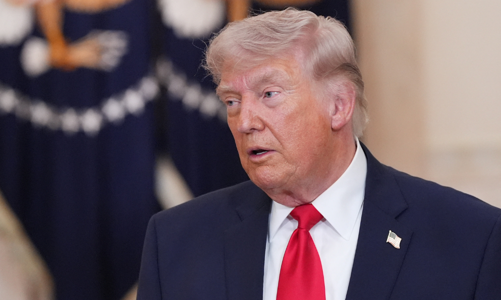 Presidente dos EUA, Donald Trump, durante discurso televisionado sobre o conflito no Oriente Médio, no Salão Cruzado da Casa Branca, em Washington, em 1º de abril