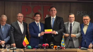 Rodrigo Pacheco se filia ao PSB de olho no governo mineiro