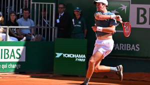 João Fonseca perde para Zverev, nº 3 do ranking, e é eliminado em Monte Carlo
