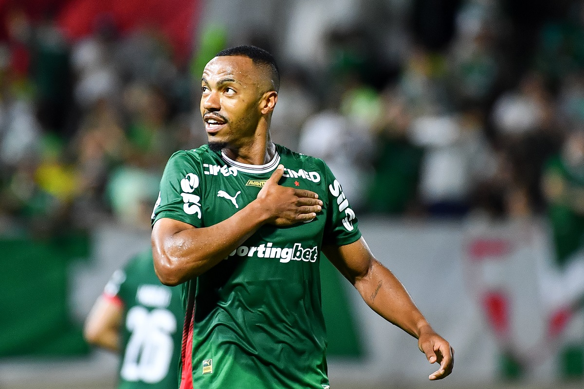 Marlon Freitas, do Palmeiras, em partida contra o Grêmio pela nona rodada do Brasileirão 2026