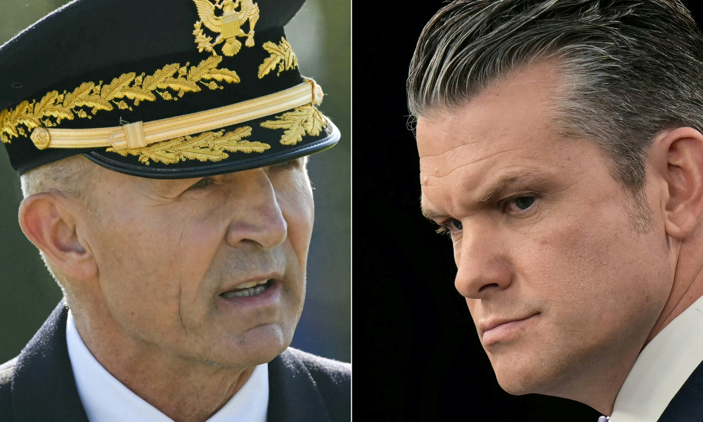 Esta combinação de fotos, criada em 2 de abril de 2026, mostra o Chefe do Estado-Maior do Exército dos EUA, General Randy George (à esquerda), em Washington, DC, em 19 de setembro de 2025, e o Secretário de Defesa dos EUA, Pete Hegseth, em Washington, DC, em 31 de março de 2026. O Secretário de Defesa, Pete Hegseth, pediu ao General Randy George que renunciasse ao cargo de chefe do Estado-Maior do Exército dos EUA, disse um oficial americano em 2 de abril. O oficial confirmou uma reportagem da emissora americana CBS, que afirmava que George havia sido solicitado a se aposentar imediatamente.