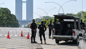 EUA e Irã se preparam para negociações de paz no Paquistão