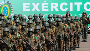 Exército prende três militares por trama golpista