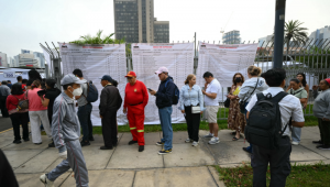 Peru vai às urnas com recorde de 35 candidatos à Presidência