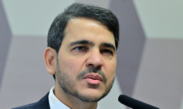 Comissão de Constituição, Justiça e Cidadania (CCJ) realiza reunião para sabatinar indicados ao Tribunal Superior do Trabalho (TST), Defensoria Pública da União (DPU), e ao Supremo Tribunal Federal (STF). Mesa: indicado para exercer o cargo de ministro do Supremo Tribunal Federal (MSF 7/2026), Jorge Rodrigo Araújo Messias; presidente da CCJ, senador Otto Alencar (PSD-BA). Foto: Geraldo Magela/Agência Senado