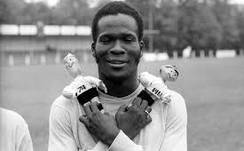 Saiba quem é o maior artilheiro do Haiti na história das copas do mundo e como ele fez história