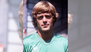 Quem é o maior artilheiro da seleção da Holanda na história das Copas do Mundo?
