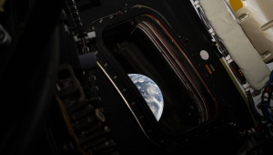 Sobrevoo na Lua: astronautas da Artemis II inicia viagem de retorno à Terra