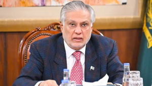 Chanceler do Paquistão pede urgência por renovação de cessar-fogo entre EUA e Irã