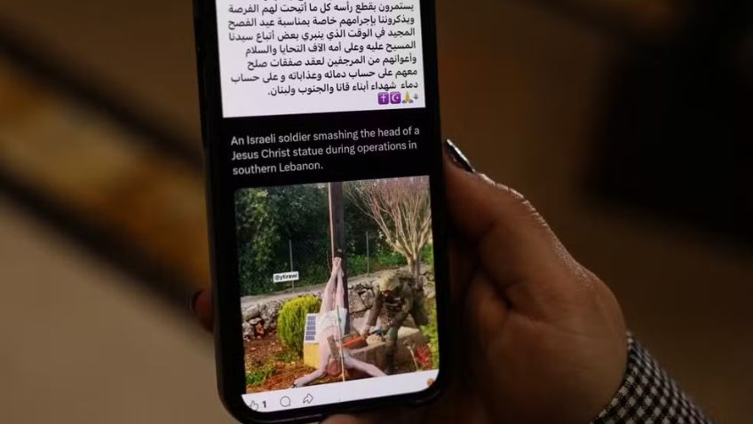 Post compartilhado da foto do soldado degradanto uma imagem de Jesus