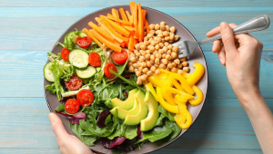 Saúde no prato: 5 cuidados com a alimentação para a prevenção de doenças