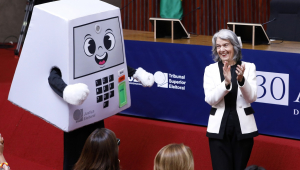 Conheça Pilili, mascote criada pelo TSE para as eleições de 2026