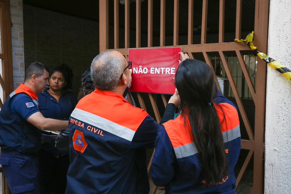 As vistorias foram interrompidas à noite e recomeçam nesta quarta-feira Foto: Divulgação/Governo de SP