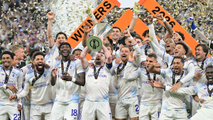 Aston Villa vence Freiburg por 3 a 0 e é campeão da Liga Europa