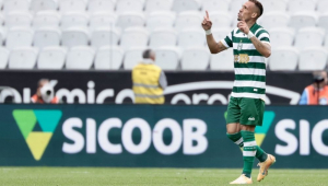 Breno Lopes ofusca Neymar, e Coritiba vence o Santos por 3 a 0
