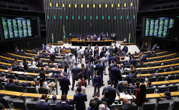 Sessão deliberativa da Câmara dos Deputados