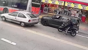 Veja momento em que piloto veterano do Globocop é morto em SP